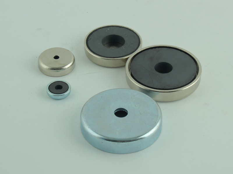 Industrial Ferrite Pot Magnet Supply Component A